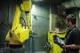 Kabina napylania plazmowego w Vac Aero w Tajęcinie pod Rzeszowem, fot. Adam Cyło