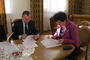 Umowę podpisali Zenon Bugno, dyrektor Oddziału Budownictwa Ogólnego Skanska oraz burmistrz Leska Barbara Jankiewicz