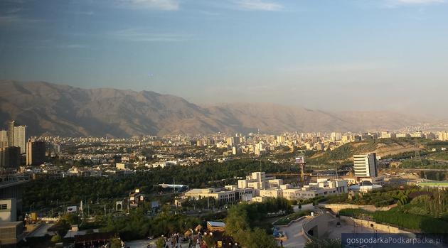 Panorama Teheranu. Fot. Ciarko