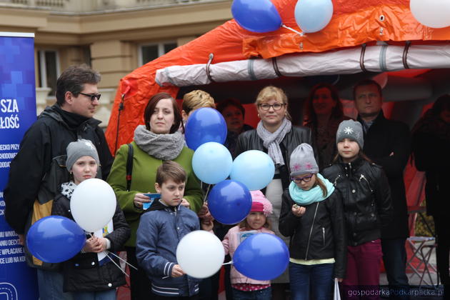 Akcja promująca Program Rodzina 500 Plus zorganizowana przez Podkarpacki Urząd Wojewódzki. Fot. Agnieszka Skała