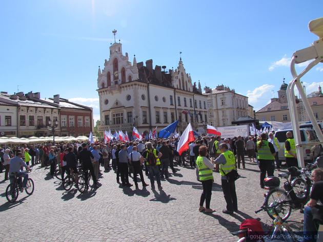 Kod 17 kwietnia 2016