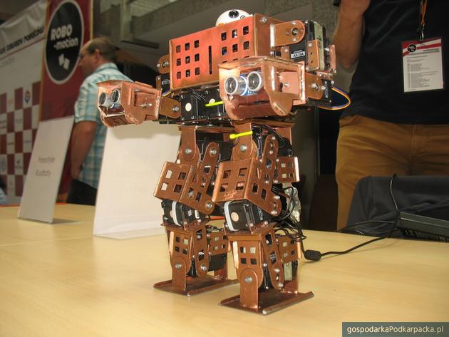 Roboty 2016