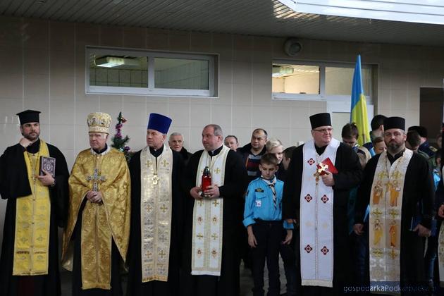 Betlejemskie Światełko Pokoju trafiło na Ukrainę
