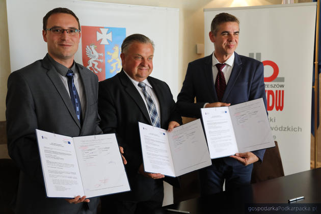 Umowa na rozbudowę drogi Rzeszów-Tyczyn