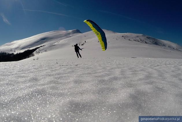 Snowgliding - nowy sport zyskuje popularność w Bieszczadach