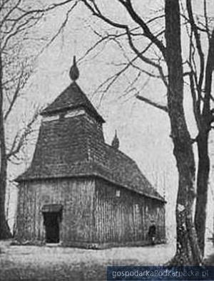 Oparówka, parafialna cerkiew greckokatolicka Narodzenia Matki Bożej, zb.M. Szukały