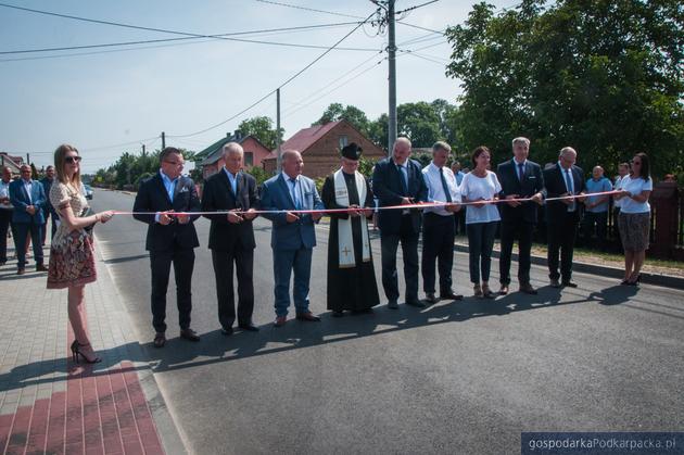 Otwarcie wyremontowanej drogi powiatowej w Łowisku