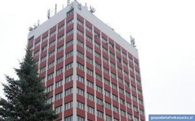 Wieżowiec Izby Administracji Skarbowej w Rzeszowie do modernizacji