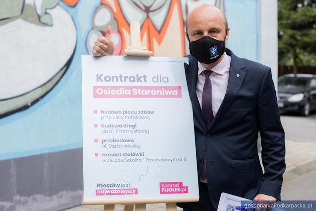 Konrad Fijołek proponuje kontrakt dla osiedla Staroniwa