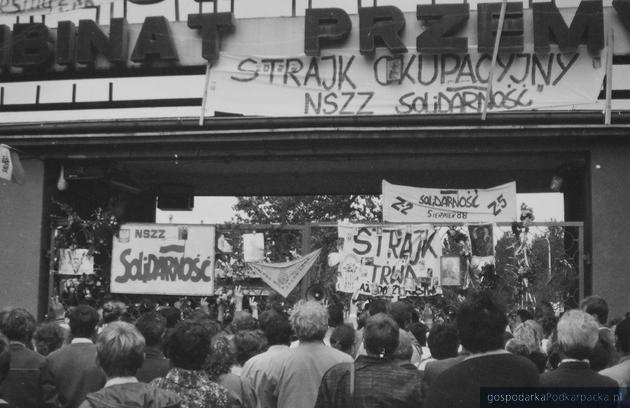 Strajk w Hucie Stalowa Wola w sierpniu 1988 r. Fot. ipn.gov.pl