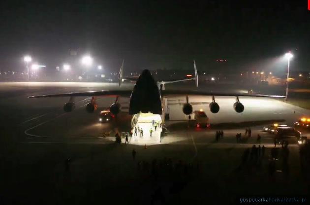 Antonow An-225 Mrija wylądował w Jasionce. Zobacz film i zdjęcia