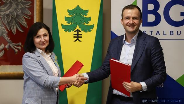 Umowa na rozbudowę oczyszczalni ścieków w Jedliczu podpisana