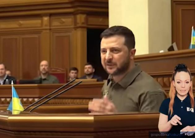 Wołodymyr Zełeński podczas wystąpienia w Radzie Najwyższej Ukrainy - kadr z nagrania na youtube