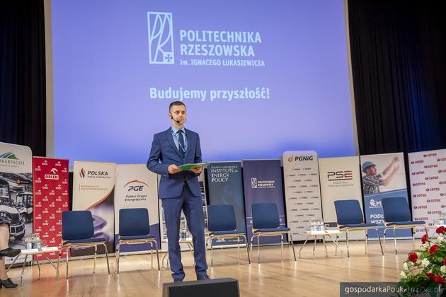 Prof. Mariusz Ruszel, prezes Instytutu Polityki Energetycznej im. Łukasiewicza, pomysłodawca cyklu rzeszowskich konferencji energetycznych. Fot. PRz/IPE 