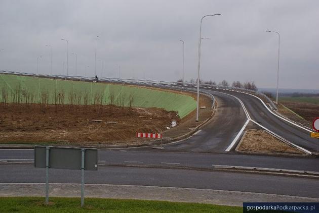 Przygotowania do dalszej rozbudowy łącznika autostrady z drogą ekspresową pod Rzeszowem