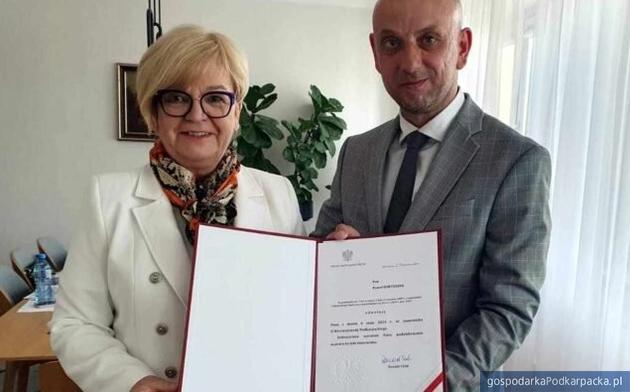 Wojewoda Teresa Kubas-Hul i - obecnie już starosta tarnobrzeski - Paweł Bartoszek