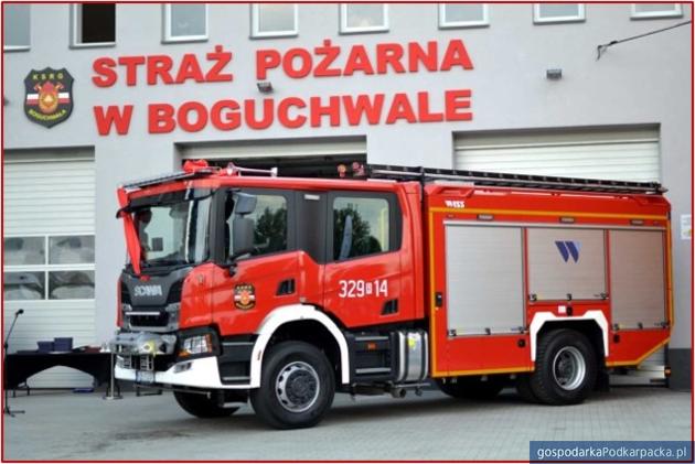 Dotacja na auta strażackie dla gminy Boguchwała