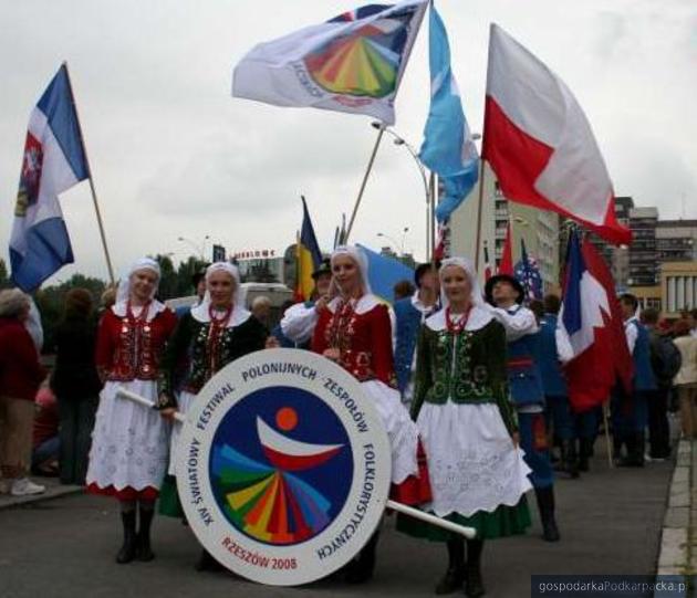XVI Światowy Festiwal Polonijnych Zespołów Folklorystycznych – Rzeszów 2014