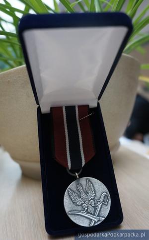 Medal „Pro Patria” dla PGE Obrót S.A.