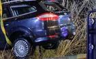auto wpadło do rzeki. Kierowca uratowany w ostatniej chwili