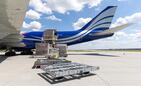 Towarowy Boeing 747 linii National Airlines obsłużony na lotnisku w Jasionce