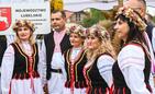 Trwają dożynki prezydencki w Tryńczy. Odbył się konkurs wieńców dożynkowych