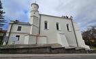 Elewacja synagogi w Lesku już po renowacji
