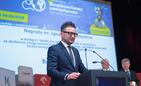 Wiceprezes PGE Dystrybucja Mariusz Podkański odebrał nagrodę jako przedstawiciel firmy