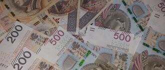 Dw&oacute;ch oszust&oacute;w brało kredyty, podając się za kobiety