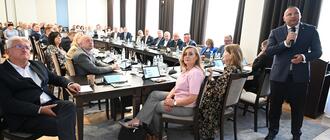 Wotum zaufania i absolutorium dla starosty jarosławskiego Kamila Dziukiewicza