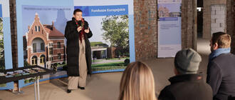 Minister kultury Marta Cienkowska uczestniczyła w inauguracji projektu Przestrzeń nauki, kultury i sztuki. Fot. krosno.pl