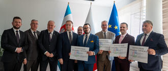 Cztery umowy na dotacje na scalenia gruntów podpisane