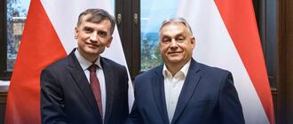 Od lewej Zbigniew Ziobro i premier Węgier Viktor Orban