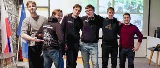 Sukces student&oacute;w Politechniki Rzeszowskiej na Euro Defense Tech Hackathon