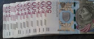 Pracownica agencji bankowej oskarżona o przywłaszczenie pieniędzy banku i klient&oacute;w