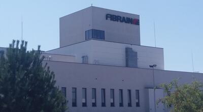 Fibrain zainwestuje 280 mln zł w rozw&oacute;j produkcji światłowod&oacute;w