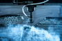 Waterjet to technologia polegająca na cięciu materiałów strumieniem wody. Woda pod ciśnieniem tnie sztuczne i naturalne materiały o różnej twardości i grubości. Cięcie wodą jest precyzyjne i ekonomiczne.