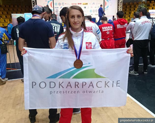 Brązowy medal Iwony Nierody w Mistrzostwach Europy w kickboxingu