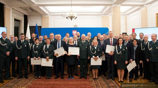Funkcjonariusze KAS z Podkarpacia wyróżnieni za działania na rzecz środowiska