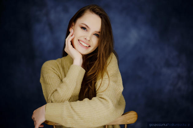 Barbara Rząsa z Podkarpacia w finale  Miss Polski Nastolatek 2020