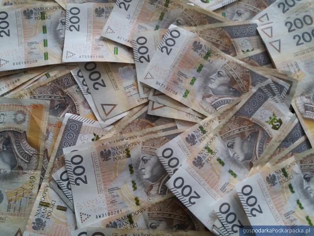 test Ponad 848 mln zł dla podkarpackich przedsiębiorców
