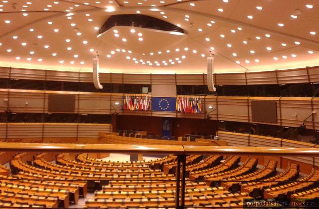 test Polexit – czy to jest realne? Opinia Dominika Łazarza
