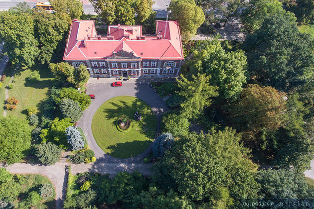 Kto zbuduje kompleks edukacyjno-krajobrazowy na terenie Zespołu Szk&oacute;ł Agroprzedsiębiorczości?