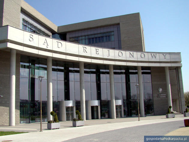 test Miasto raz jeszcze sprawdzi, czy nowy nowy Sąd Okręgowy mógłby powstać przy al. Rejtanav
