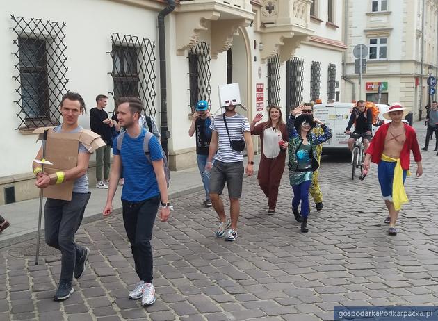 Rzeszowskie Juwenalia 2022 - zobacz zdjęcia z korowodu studentów