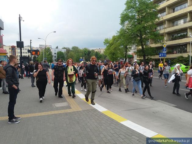 Rzeszowskie Juwenalia 2022 - zobacz zdjęcia z korowodu studentów