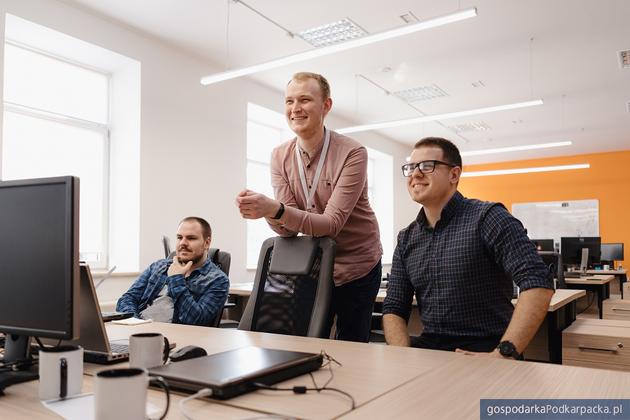 test Zapisz się na BEZPŁATNE szkolenie: Zostań WEBCON developerem