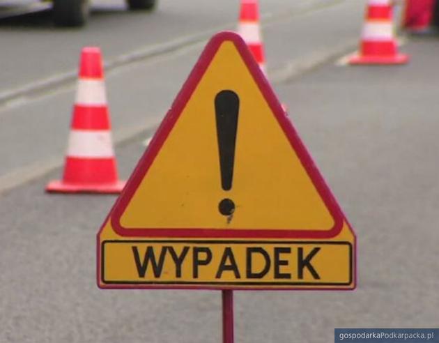 test Zderzenie dwóch aut. Dwie kobiety i dziecko w szpitalu