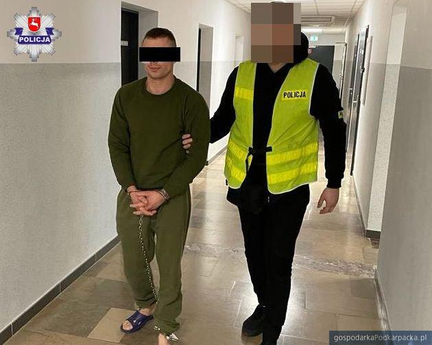 test Podejrzany uciekając przed pościgiem potrącił policjanta