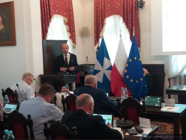 test Rada Miasta Rzeszowa popiera program Rzeszów Hub jak też integrację z uchodźcami i żołnierzami NATO